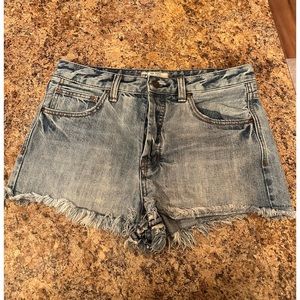 Free People Distressed Jean Shorts | Size 27